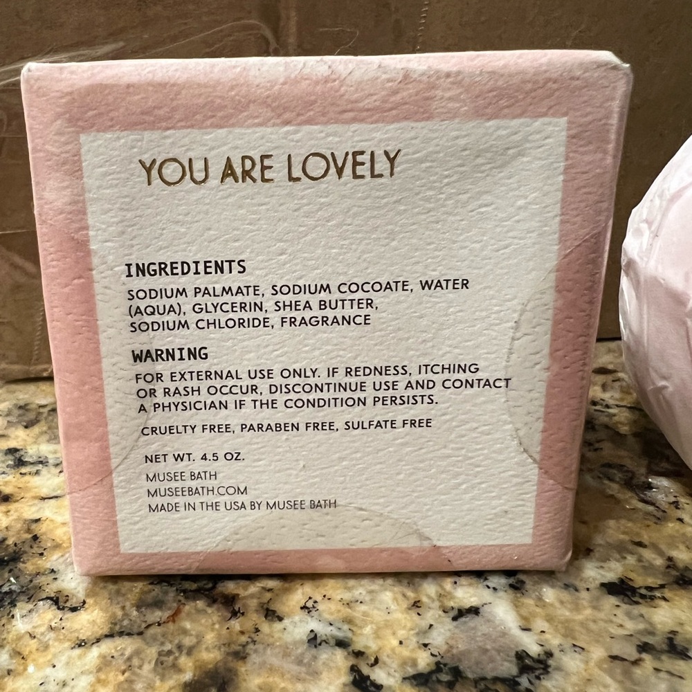 Beauty Bundle! - Picture 2 of 3